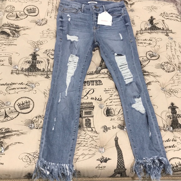 GOOD AMERICAN Good Legs Fray Ankle Skinny Jeans - Picture 4 of 9